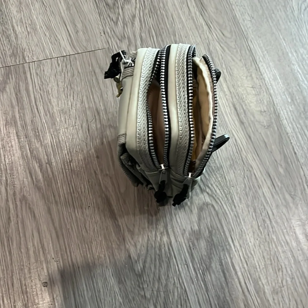 Digital Series Cream Bag